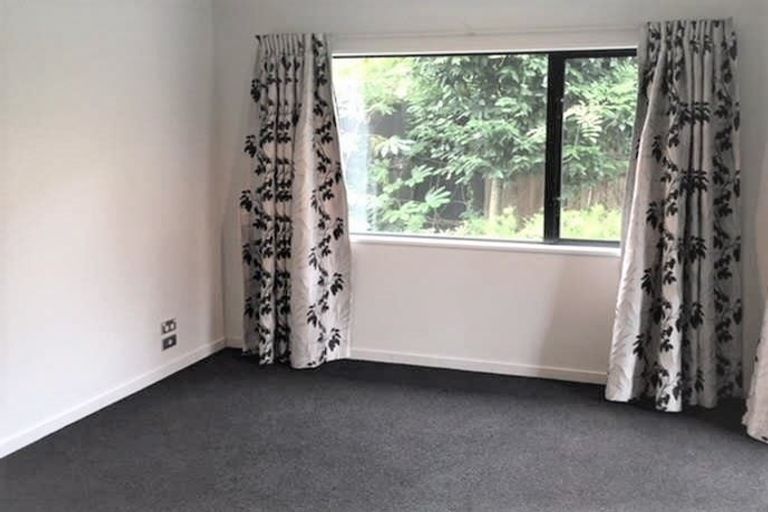 Photo of property in 82 Springfield Road, St Albans, Christchurch, 8014