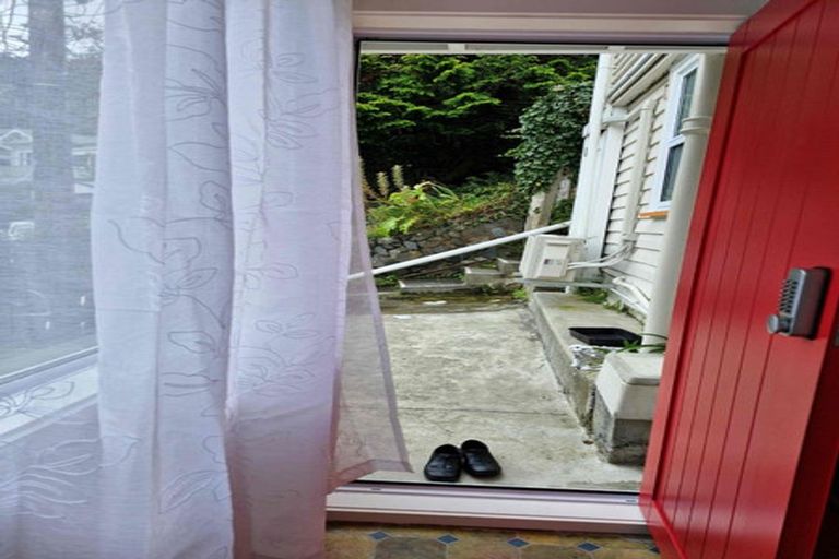 Photo of property in 42 Norway Street, Aro Valley, Wellington, 6012