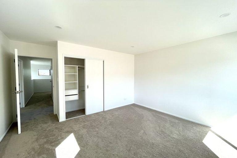 Photo of property in 26c Topliss Drive, Northcross, Auckland, 0632