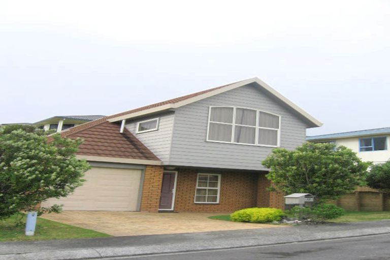 Photo of property in 15 Peppertree Lane, Woodridge, Wellington, 6037