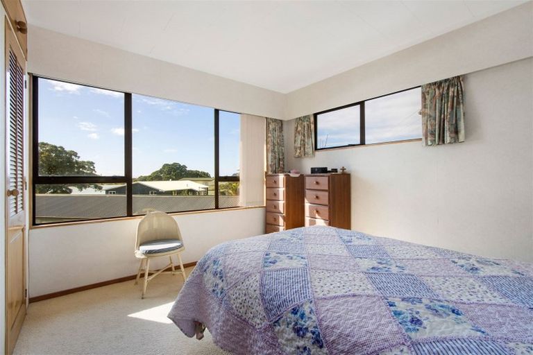 Photo of property in 46 Roretana Drive, Athenree, Katikati, 3177