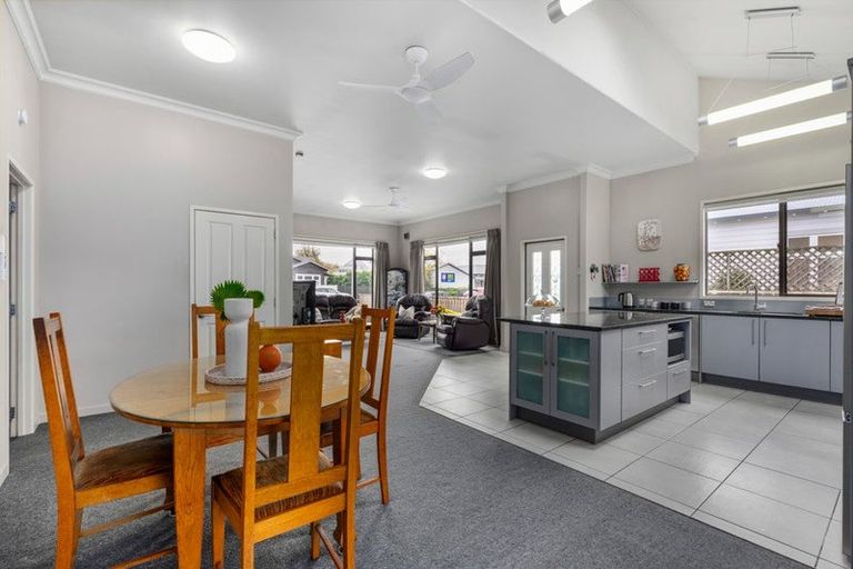 Photo of property in 25 Henry Street, Blenheim, 7201
