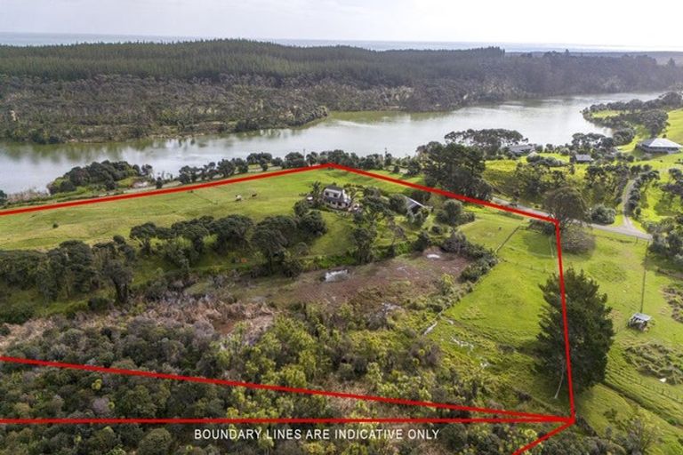 Photo of property in 487 Wilson Road, South Head, Helensville, 0874