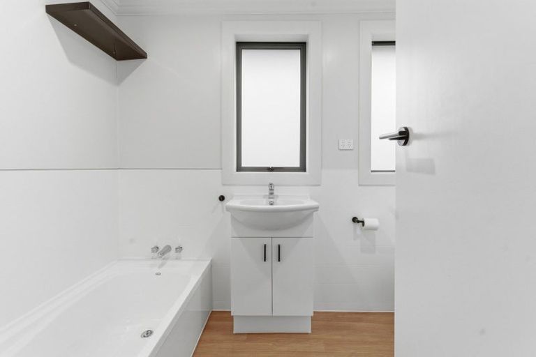 Photo of property in 26 Marshall Street, Bradford, Dunedin, 9011