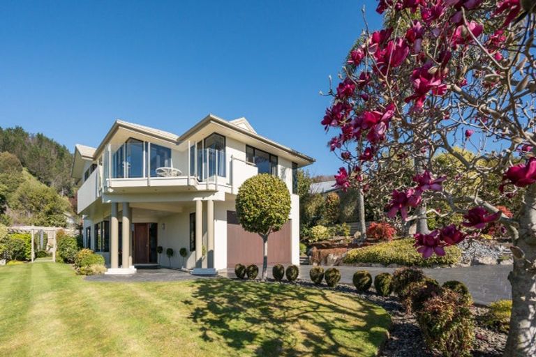 Photo of property in 1 Windleborn Place, Richmond, 7020