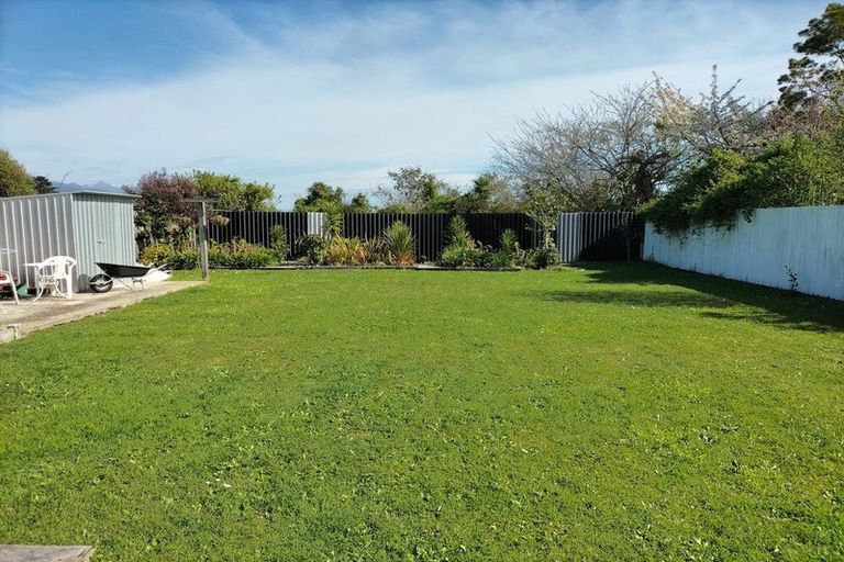 Photo of property in 14 Coates Street, Westport, 7825