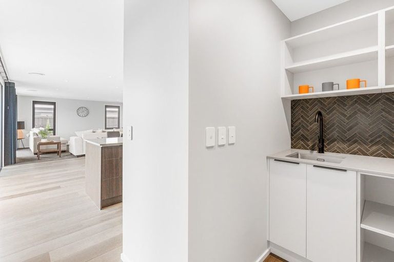 Photo of property in 21 Armadale Street, Mosgiel, 9024