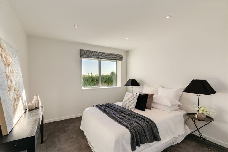 Photo of property in 118a Centaurus Road, Huntsbury, Christchurch, 8022