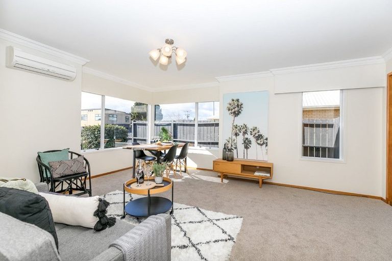 Photo of property in 45a Sandwich Road, St Andrews, Hamilton, 3200