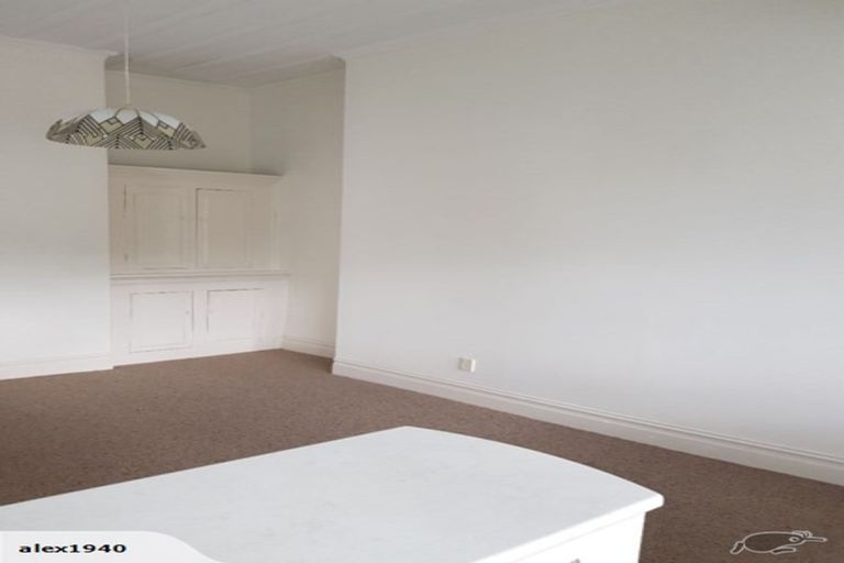 Photo of property in 14 Shoal Bay Road, Devonport, Auckland, 0624