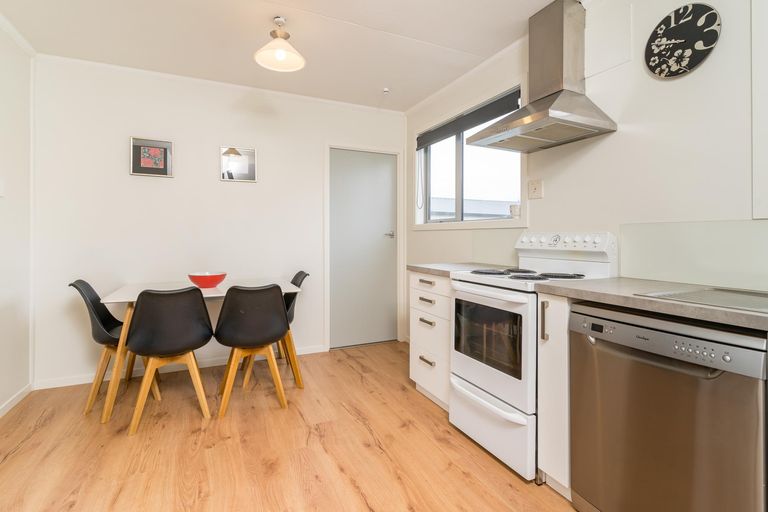 Photo of property in 39 Glencairn Road, Twizel, 7901