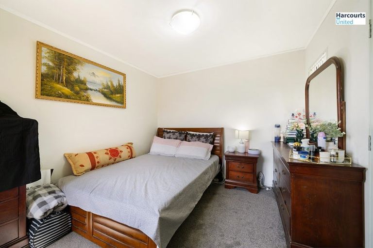 Photo of property in 98 Chapel Road, Flat Bush, Auckland, 2019