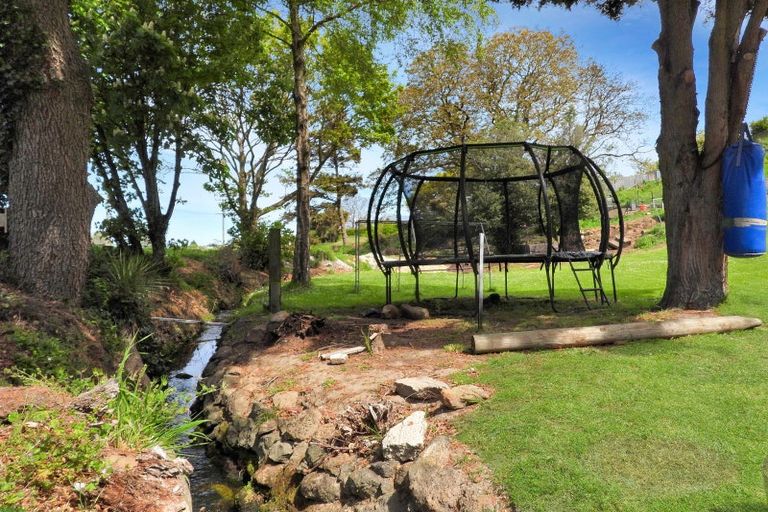 Photo of property in 60 Beach Road, South Hill, Oamaru, 9400