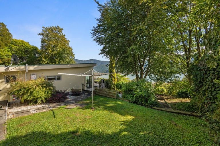 Photo of property in 16 Old Coach Road, Havelock, 7100