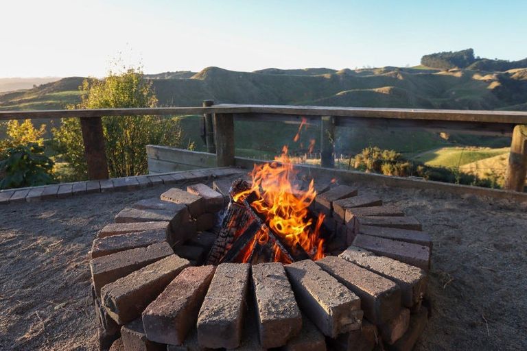 Photo of property in 215 Kukuta Road, Okoia, Whanganui, 4573