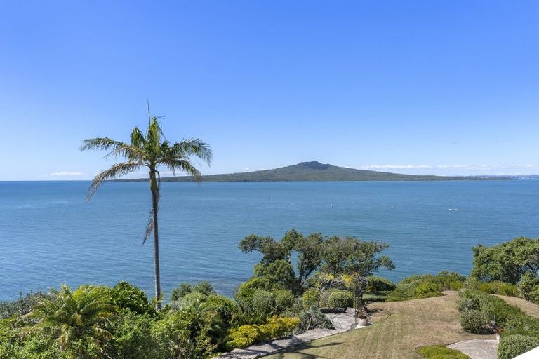 Photo of property in 18 Hamana Street, Narrow Neck, Auckland, 0622