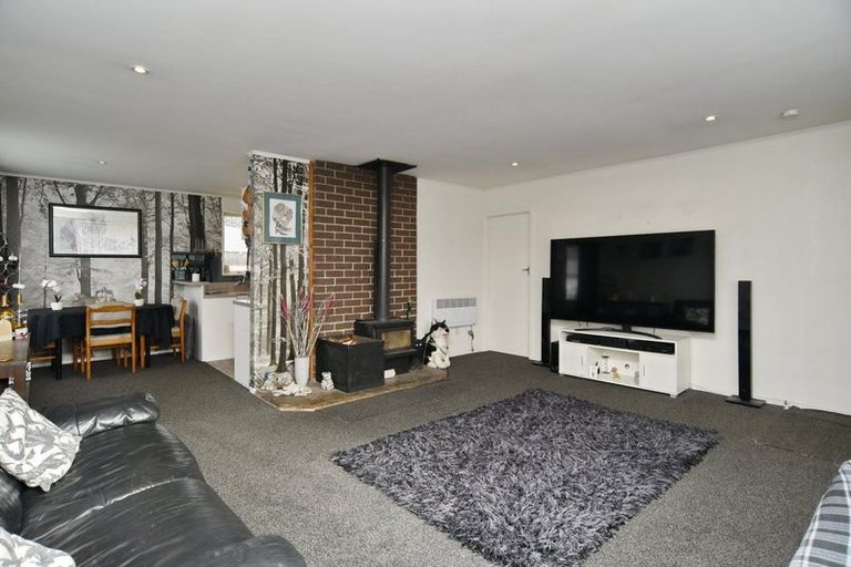 Photo of property in 2/92a Randolph Street, Woolston, Christchurch, 8062