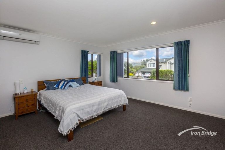 Photo of property in 119 Woodman Drive, Tawa, Wellington, 5028