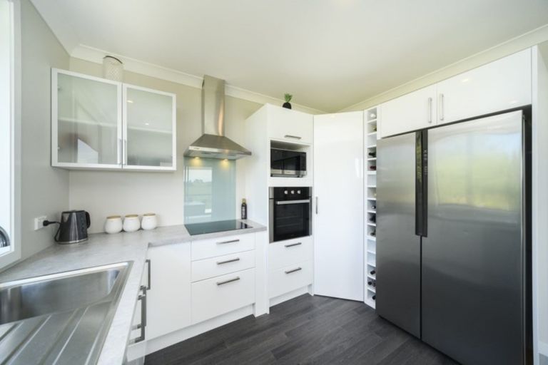 Photo of property in 6 George Street, Bulls, 4818