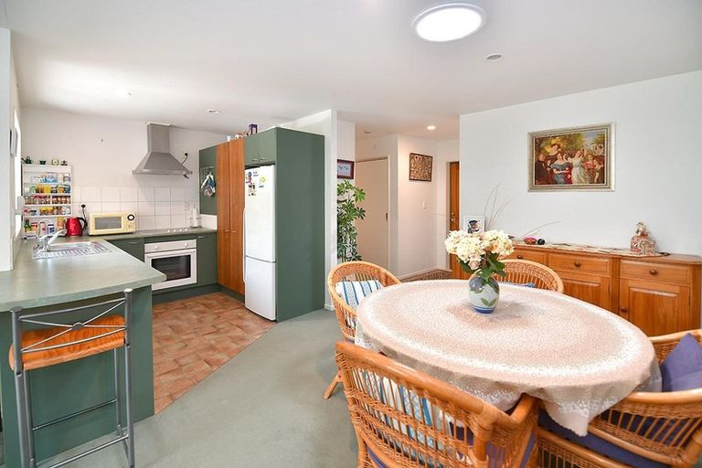 Photo of property in 12/262 Centreway Road, Orewa, 0931