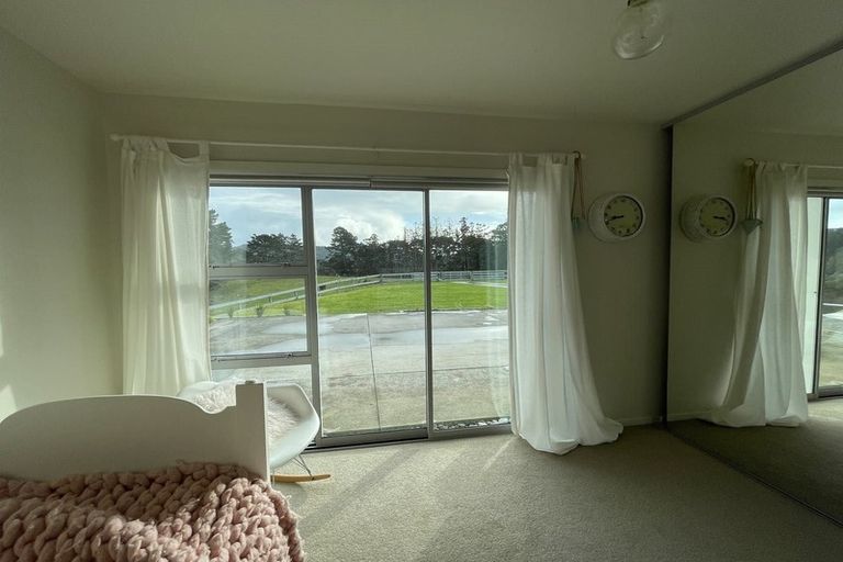 Photo of property in 48 Christian Road, Swanson, Auckland, 0614