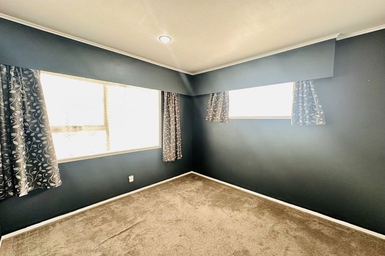 Photo of property in 86 Rosehill Drive, Rosehill, Papakura, 2113