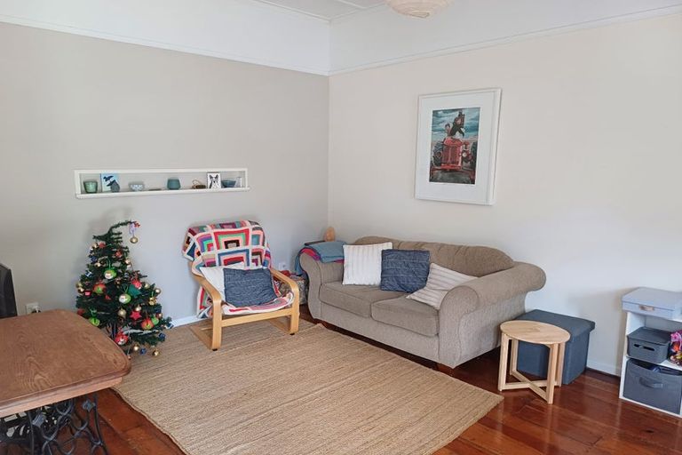 Photo of property in 13 Stanley Street, Berhampore, Wellington, 6023