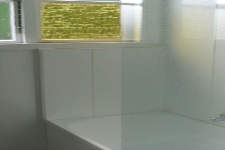 Photo of property in 4 Churchill Crescent, Foxton, 4814