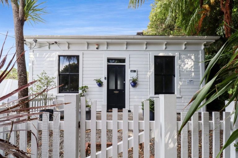 Photo of property in 21 Saint Mary Street, Thorndon, Wellington, 6011