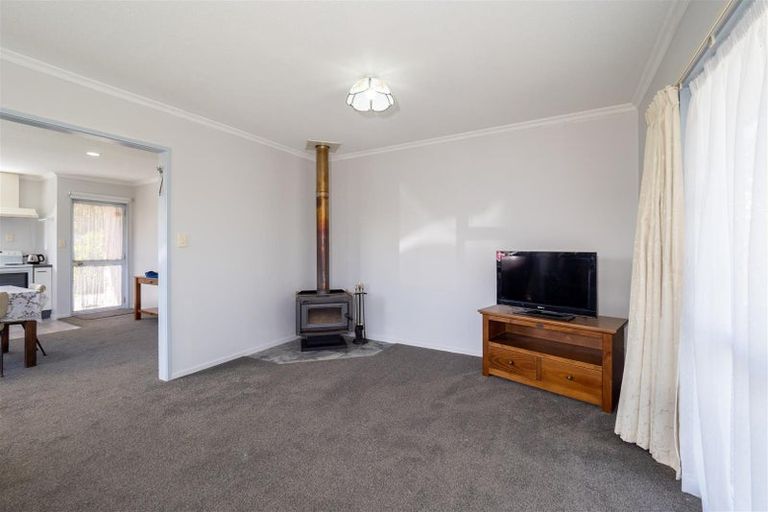 Photo of property in 32 Rolleston Street, Rakaia, 7710