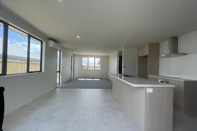 Photo of property in 21 Kanuka Avenue, Owhata, 3010