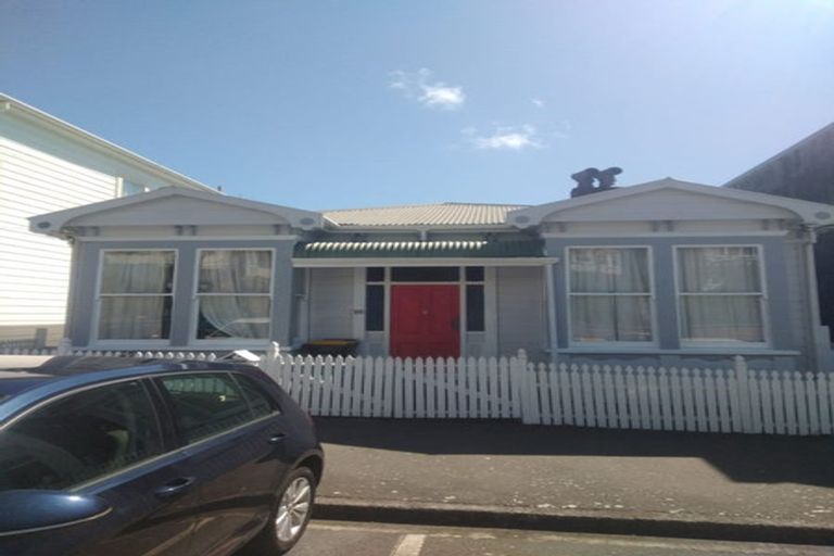 Photo of property in 16 Hiropi Street, Newtown, Wellington, 6021