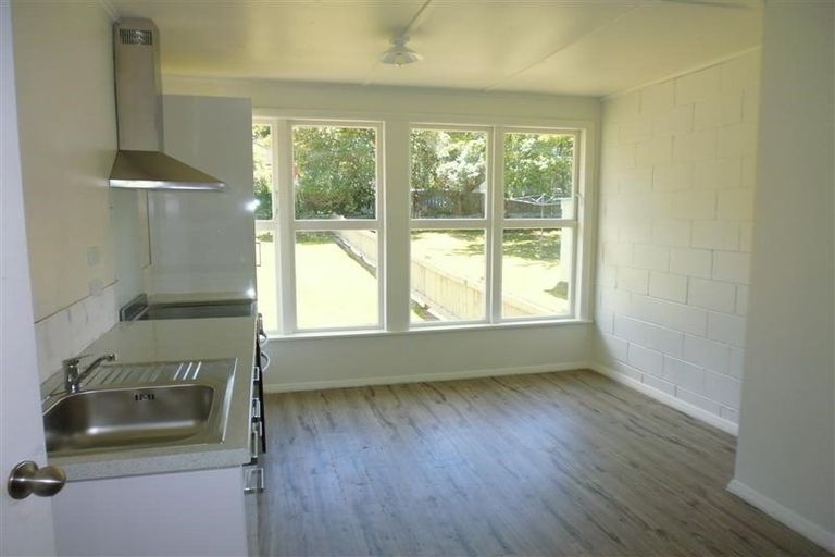 Photo of property in 226 George Street, Stokes Valley, Lower Hutt, 5019