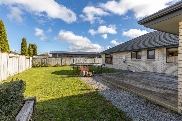 Photo of property in 8 Cleveland Heights, Kelvin Grove, Palmerston North, 4414