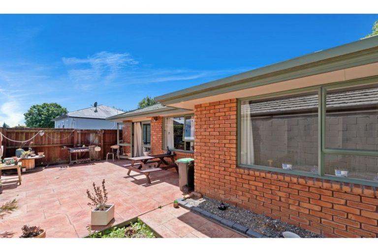 Photo of property in 74a Harrow Street, Phillipstown, Christchurch, 8011