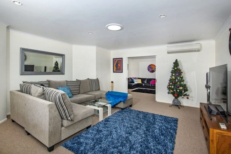 Photo of property in 10 Chatsfield Place, Te Kamo, Whangarei, 0112