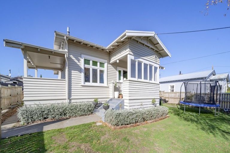 Photo of property in 41 Racecourse Road, Waipukurau, 4200
