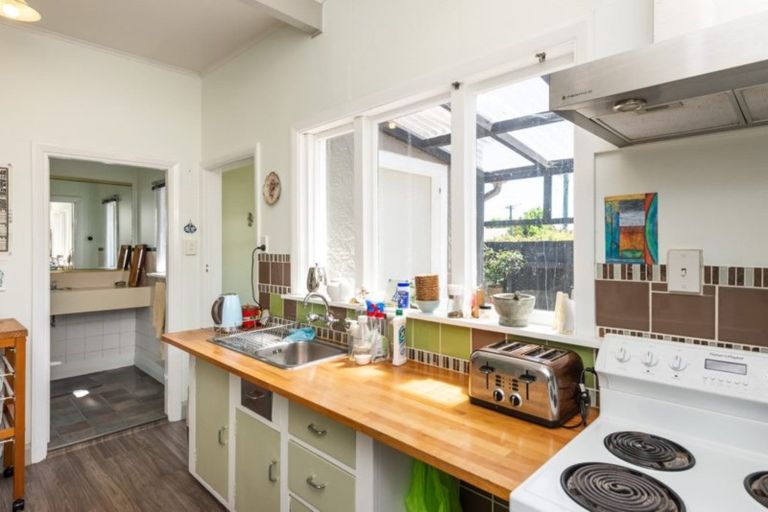 Photo of property in 36 Hopkins Street, Woolston, Christchurch, 8023