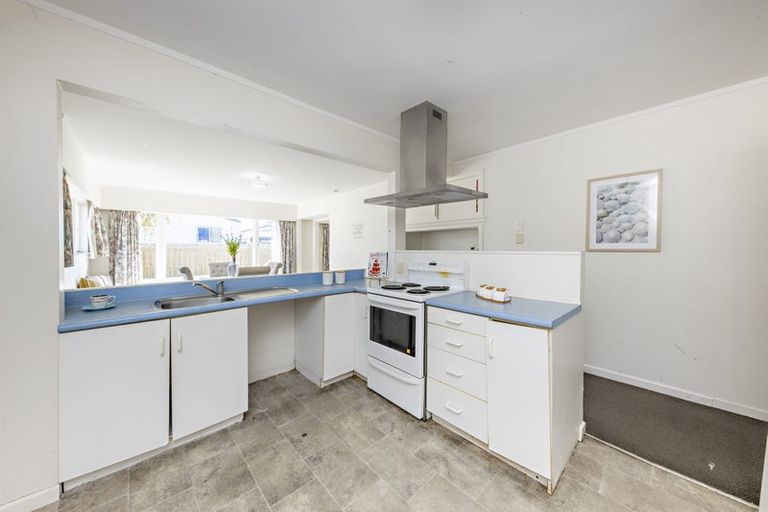 Photo of property in 1/31 Solveig Place, Randwick Park, Auckland, 2105