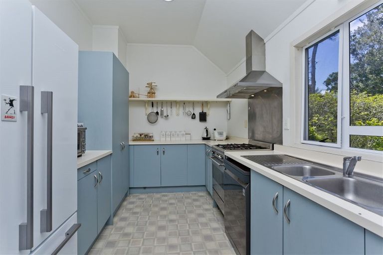 Photo of property in 7e Fernwood Grove, Bayview, Auckland, 0629