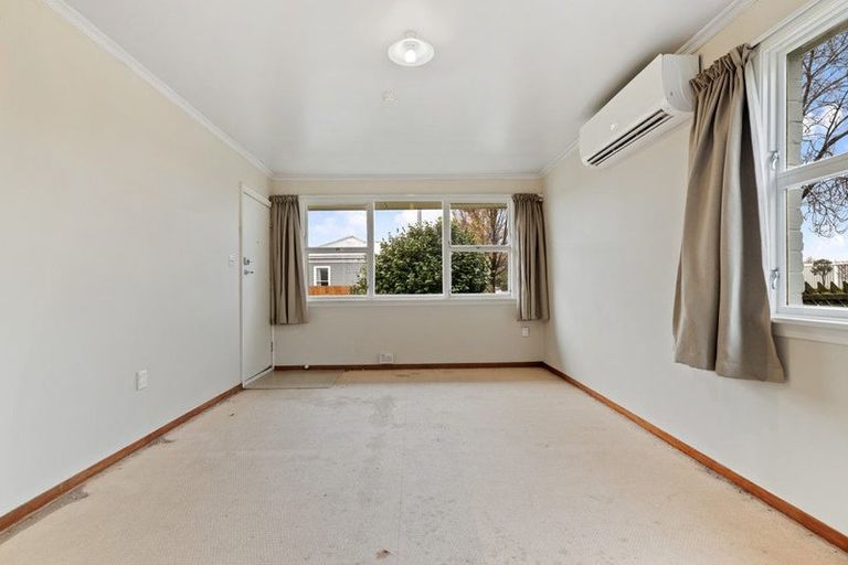 Photo of property in 1/1 Colman Avenue, Sockburn, Christchurch, 8042