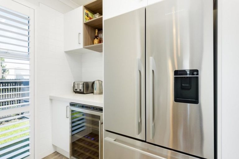 Photo of property in 126 Coast Boulevard, Papamoa Beach, Papamoa, 3118