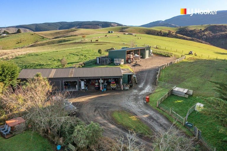 Photo of property in 796 Maungatua Road, Berwick, Outram, 9073