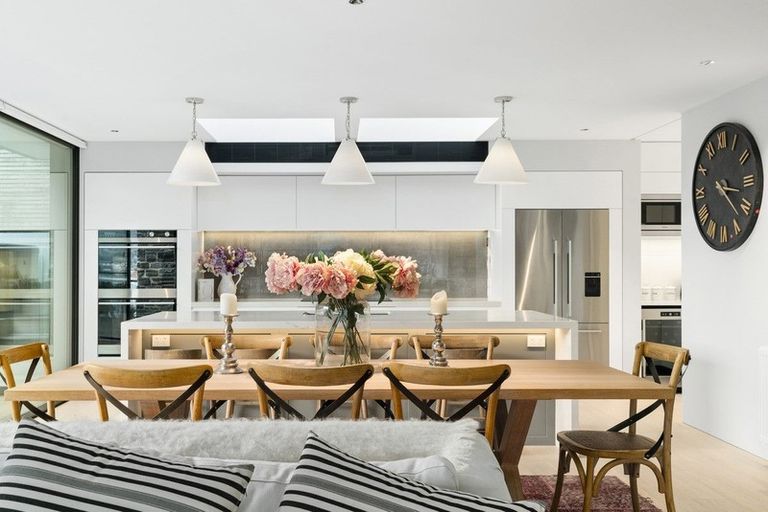 Photo of property in 12 Bay Rise, Wanaka, 9305