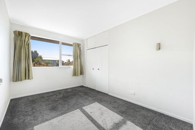 Photo of property in 1 Beldon Place, Pakuranga Heights, Auckland, 2010