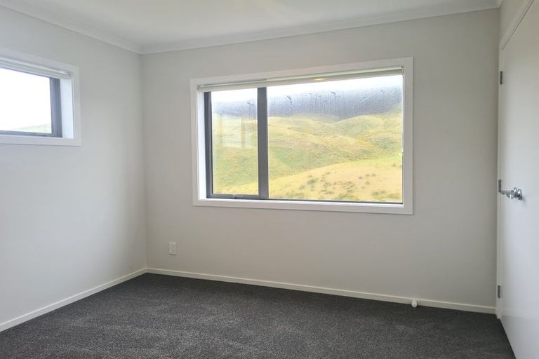 Photo of property in 128 Melksham Drive, Churton Park, Wellington, 6037