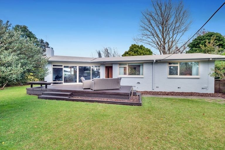 Photo of property in 28 Beverley Crescent, Hillcrest, Hamilton, 3216