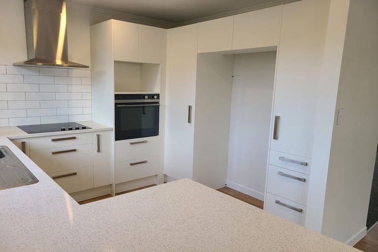 Photo of property in 8a Matama Road, Glen Eden, Auckland, 0602