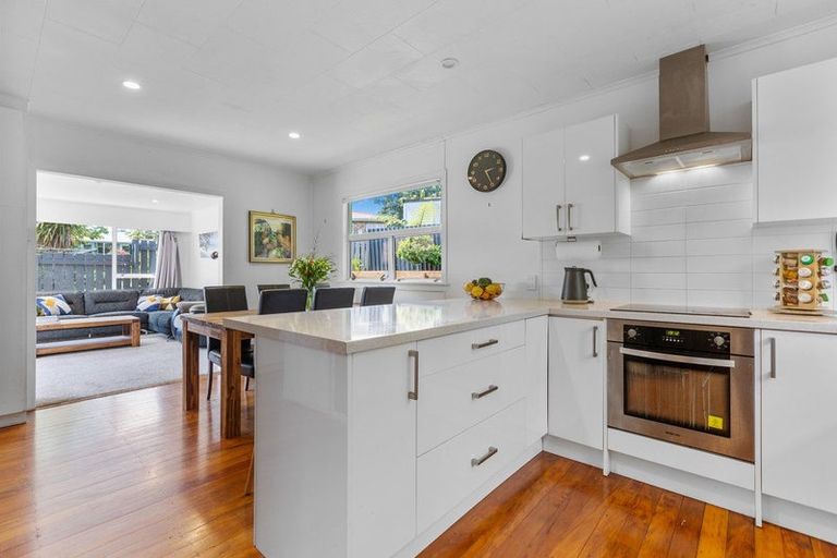 Photo of property in 57 Lorna Street, Lynmouth, New Plymouth, 4310