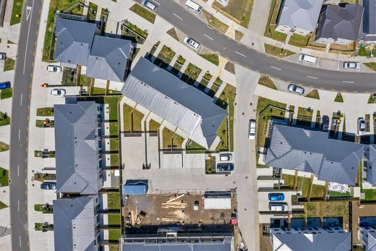 Photo of property in 30 Bellbird Street, Papakura, 2110